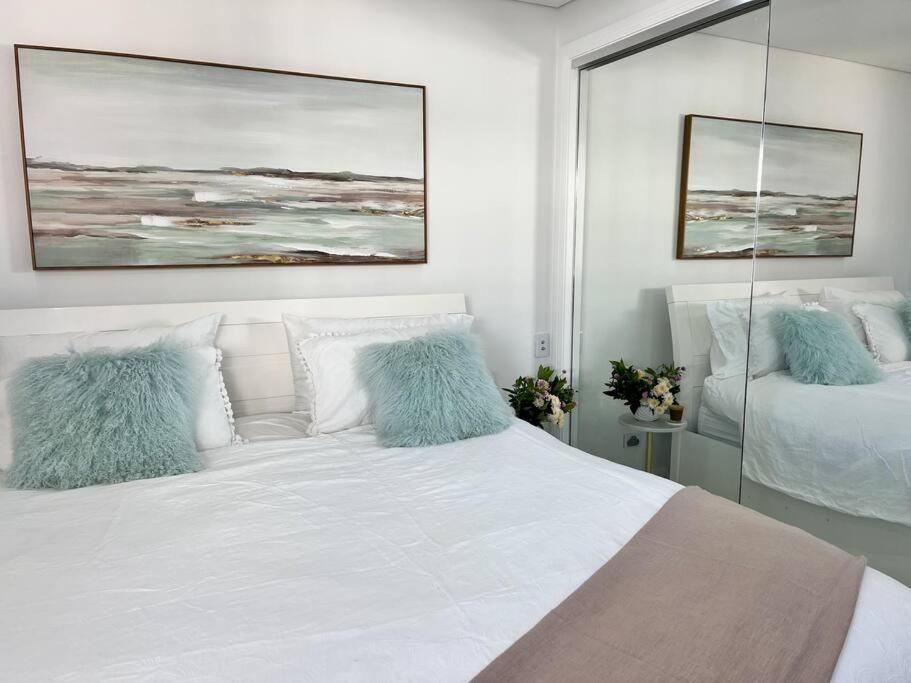Bondi Beach Waves Beachfront Apartment Sydney Exterior photo