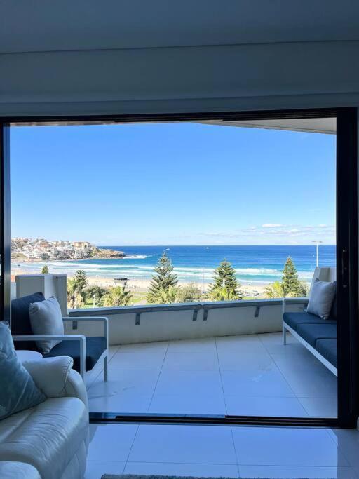 Bondi Beach Waves Beachfront Apartment Sydney Exterior photo